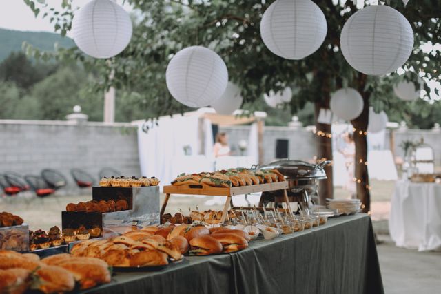 How to cater for a birthday party with mixed ages
