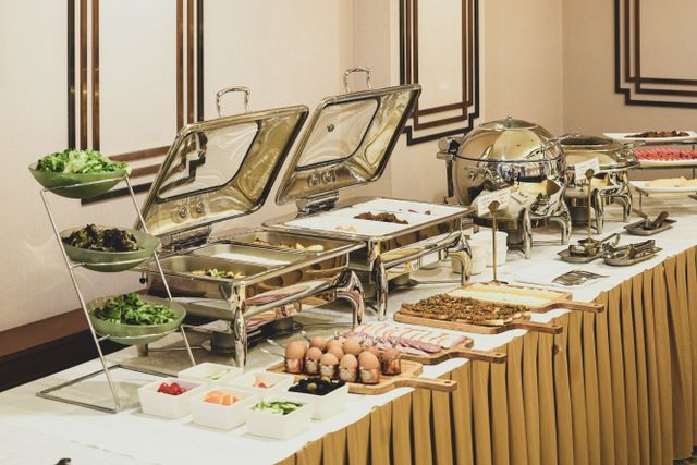 Catering Services for Housewarming_What Differs Between Villas and Apartments