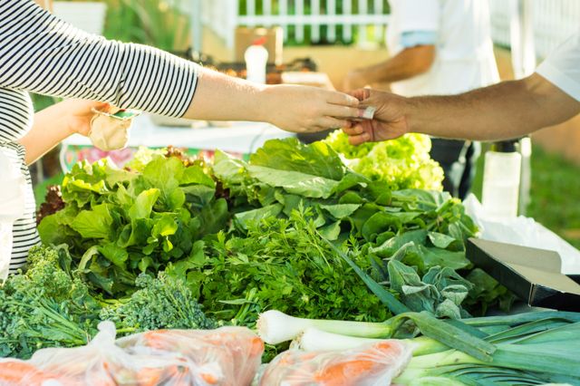 Source Local and Seasonal Produce